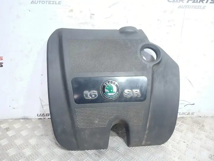 Skoda Octavia Mk1 (1U) (1996 - 2004) 06A103925 Крышка двигателя декоративная — фото 1
