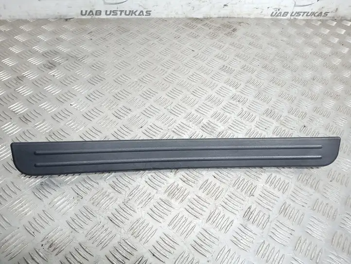 Mazda CX-7 (2006 - 2009) EG21687 Внутренняя отделка переднего порога — фото 1