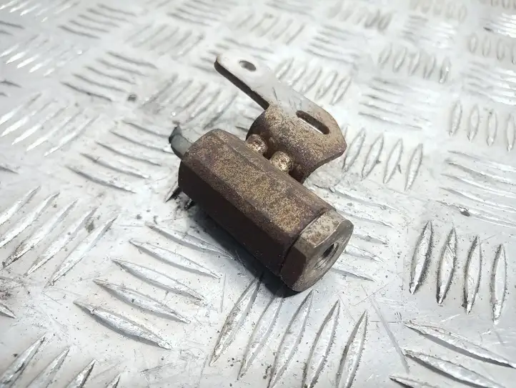 Mazda CX-7 (2006 - 2009) Тормозные трубки главного тормозного цилиндра — фото 2