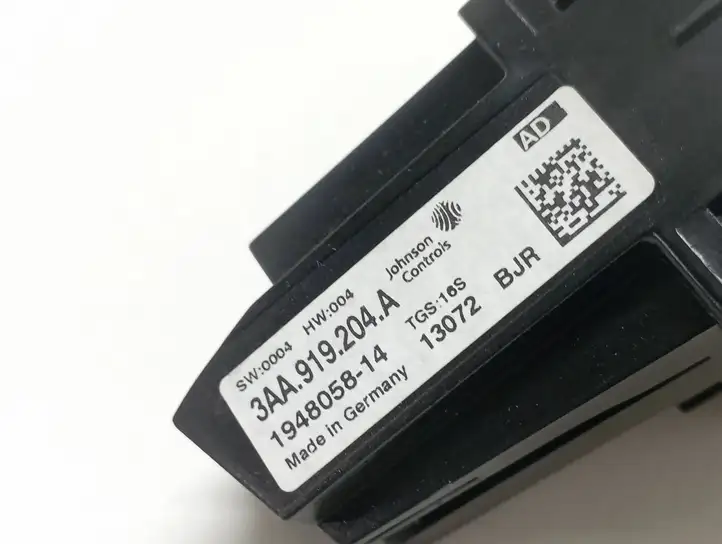 Volkswagen PASSAT B7 (2011 - 2014) 3AA919204A Часы — фото 2