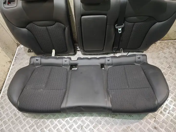 Renault Kadjar (2015 - 2018) Комплект отделки дверей — фото 6