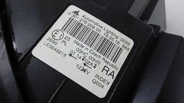 Mercedes-Benz C W204 (2007 - 2014) 030127020600 Передняя фара — фото 2