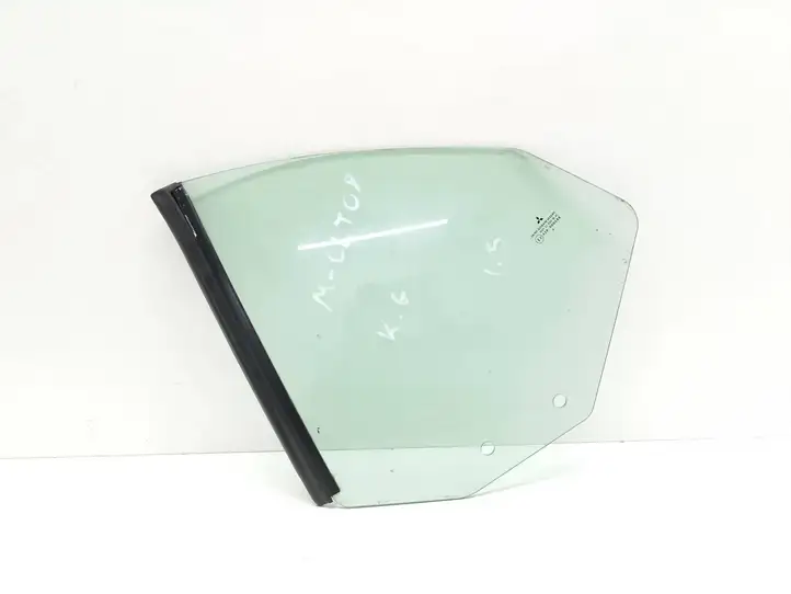 Mitsubishi Colt (2008 - 2012) 43R000588 Заднее боковое стекло — фото 1