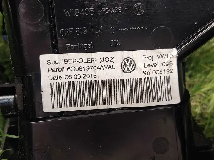 Volkswagen Polo V 6R (2009 - 2015) 6C0819704 Боковой воздушный дефлектор — фото 2