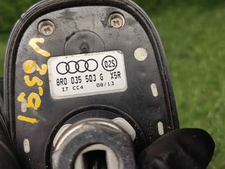 Audi Q5 SQ5 (2012 - 2017) 8R0035503G GPS антенна — фото 2