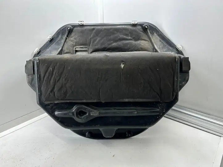 Tesla Model S (2016 - 2021) 105261700B Пол багажника — фото 6