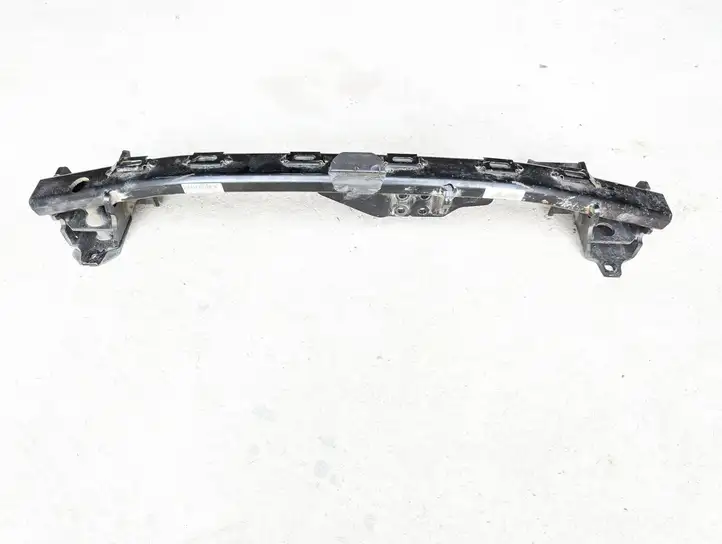 BMW 5 F10 F11 (2009 - 2016) 6782809 Дополнительные крепления фаркопа — фото 1
