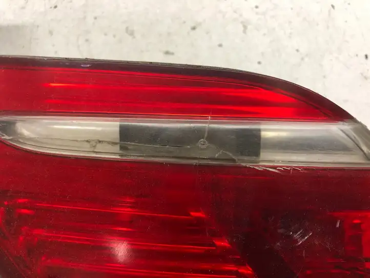 BMW 7 E65 E66 (2001 - 2008) 6321693851708 Задний фонарь в крышке багажника — фото 4