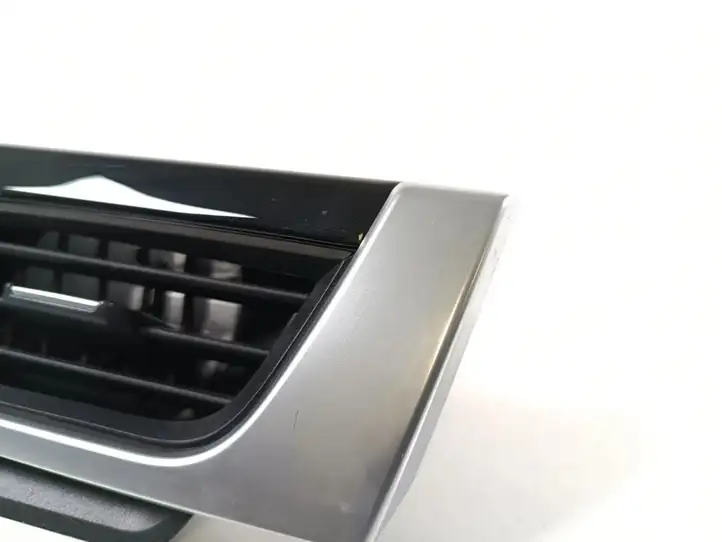 BMW X1 F48 F49 (2015 - 2022) 9347747 Отделка внутренней панели салона — фото 3