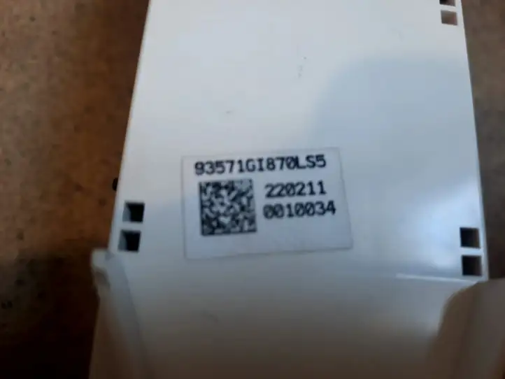 Hyundai Ioniq 5 (2021 - ) 93571GI870 Блок кнопок стеклоподъемников — фото 4
