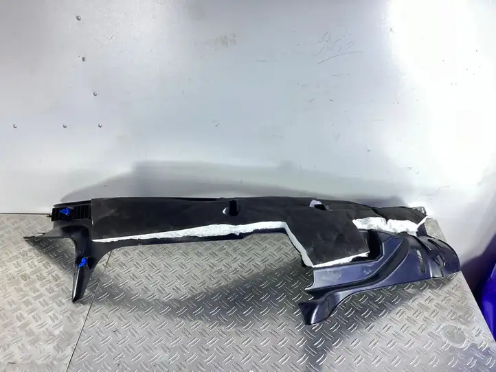 Tesla Model S (2016 - 2021) 105449821C Обшивка стойки C — фото 2
