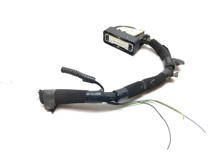 Peugeot 208 (2019 - ) Разъем модуля ABS — фото 2