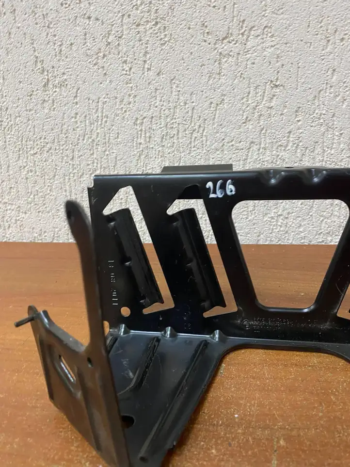 BMW 3 F30 F35 F31 (2012 - 2018) 65159174269 Кронштейн усилителя звука — фото 3