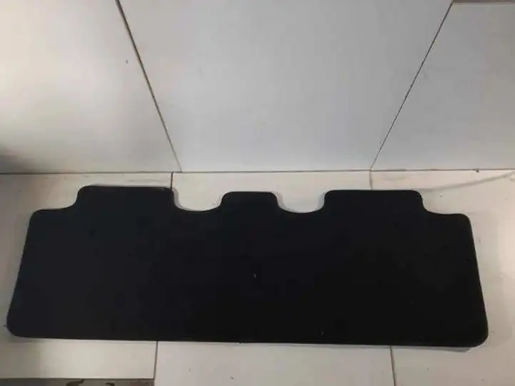 Tesla Model Y (2019 - 2024) Задний коврик салона — фото 2