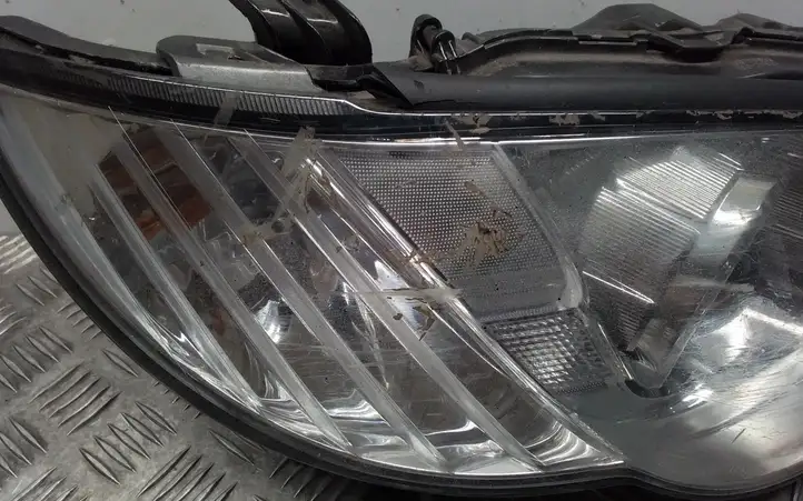 Subaru Outback (2007 - 2009) Передняя фара — фото 2
