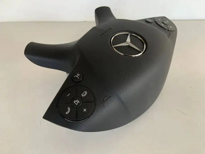 Mercedes-Benz C W204 (2007 - 2014) 0008605602 Подушка безопасности руля — фото 4