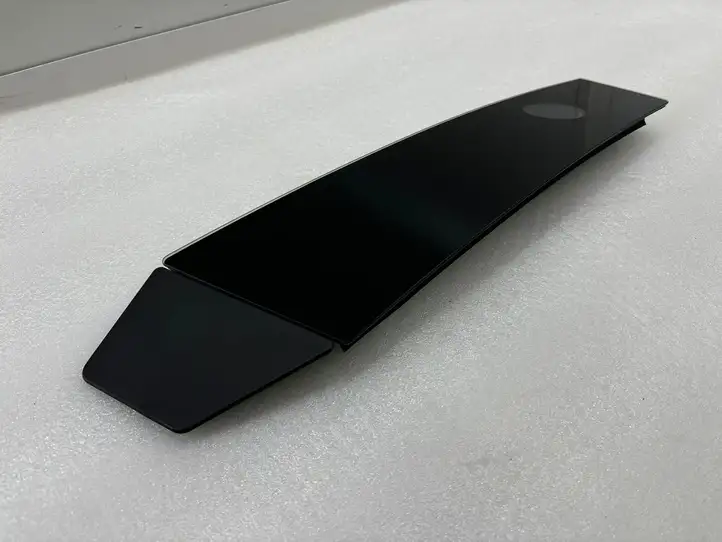 Tesla Model 3 (2017 - 2023) 110044100E Наружная накладка стойки B — фото 2