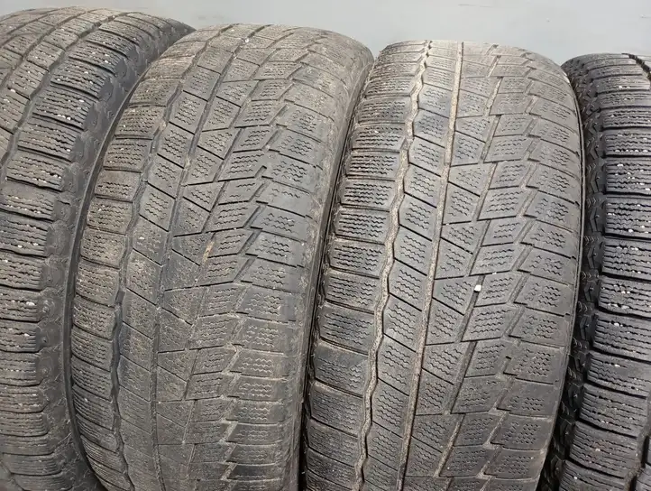 Opel Corsa D (2006 - 2010) 20555R16 Зимняя шина R16 — фото 2