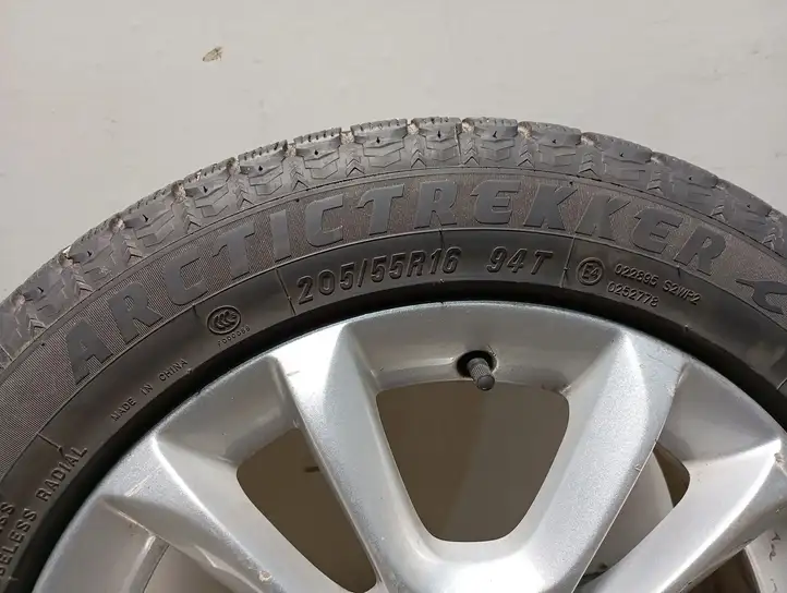 Opel Corsa D (2006 - 2010) 20555R16 Зимняя шина R16 — фото 6