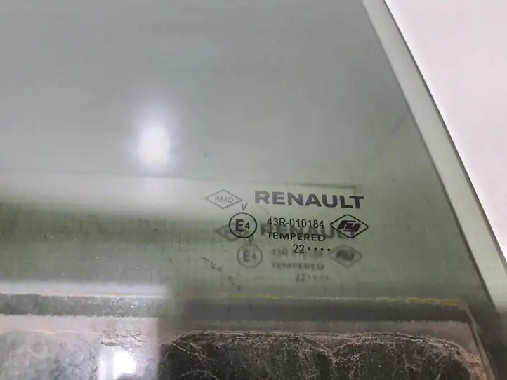 Renault Austral (2023 - ) 823000402R Стекло задней двери — фото 3