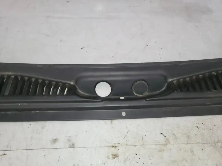 Suzuki Jimny (1998 - 2005) 77311-81A00 Жабо стеклоочистителей — фото 3