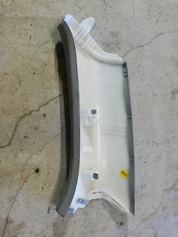 Audi A4 S4 B9 (2015 - 2019) 8W9867287A Верхняя обшивка стойки D — фото 4