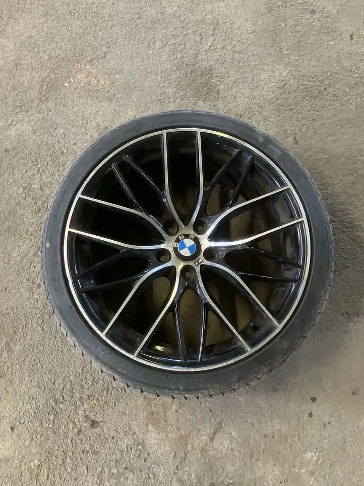BMW 3 F30 F35 F31 (2012 - 2018) YSM549 Легкосплавный колесный диск R19 — фото 1