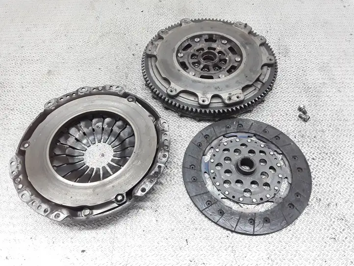 Nissan Primera (2001 - 2008)   Комплект сцепления