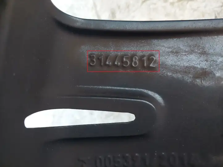 Volvo XC40 (2017 - ) 31445812 Легкосплавный колесный диск R18 — фото 10