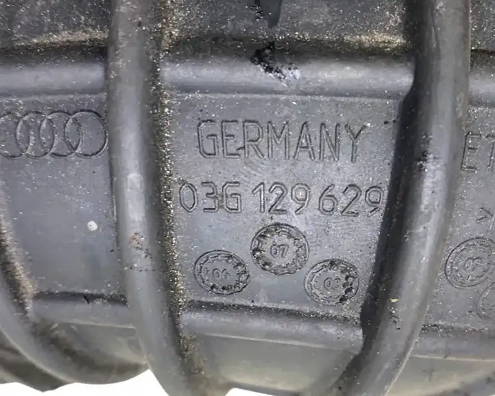 Audi A4 S4 B8 8K (2007 - 2011) 03G129629 Трубка подачи воздуха — фото 6