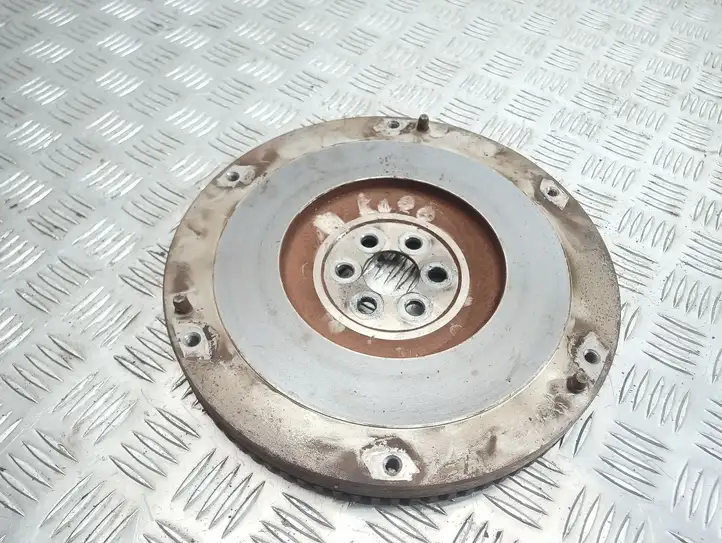 Toyota Yaris (2003 - 2005) 134510N010 Маховик двигателя — фото 1