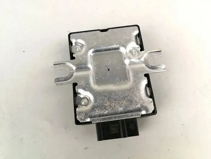Mini One Cooper F56 F55 (2012 - 2022) 7374942 Блок управления топливным насосом — фото 6