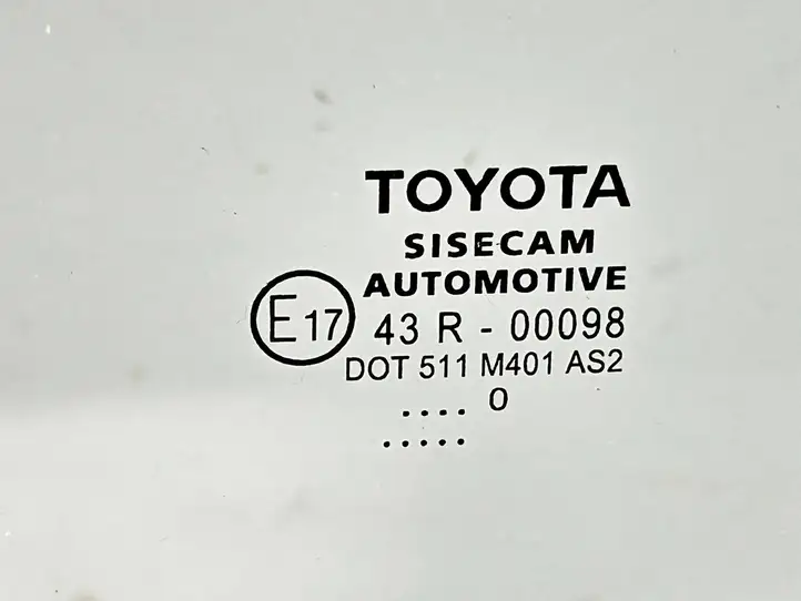 Toyota C-HR I (2016 - 2022) 68101F4010 Стекло передней двери — фото 3