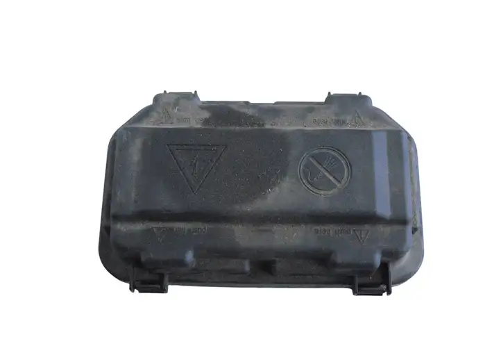 BMW 3 F30 F35 F31 (2012 - 2018) 9224872 Крышка ящика предохранителей — фото 1