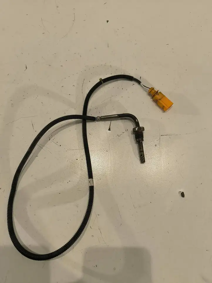 Audi A6 S6 C6 4F (2008 - 2011) 03G906088BA Датчик температуры выхлопных газов — фото 2