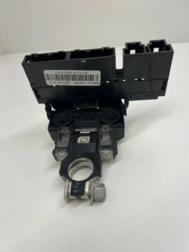 Nissan Qashqai J12 (2021 - ) 24011HV73A Плюсовой провод аккумулятора — фото 3