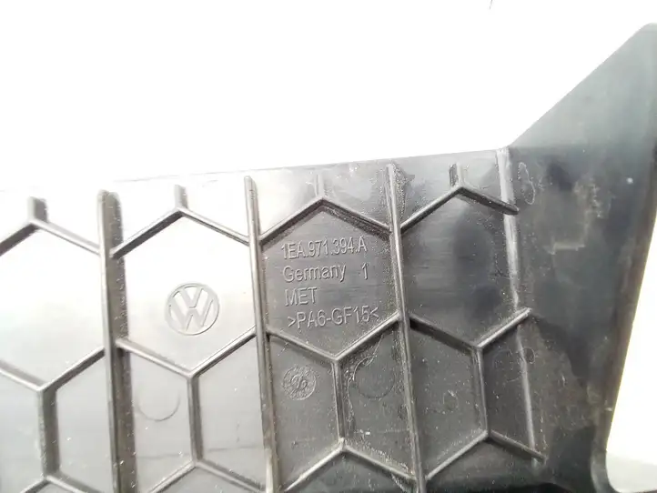 Volkswagen ID.3 (2019 - ) 1EA971394A Кронштейн переднего подкрылка — фото 3