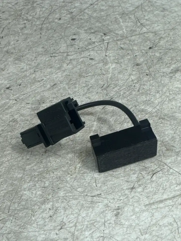 Seat Leon (1P) (2005 - 2012) 3B0035711B Микрофон (Bluetooth / телефон) — фото 1