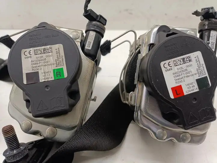 BMW 1 F40 (2019 - ) S1745626306 Комплект ремней безопасности — фото 6