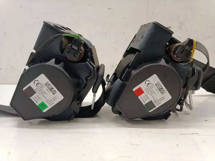BMW 1 F40 (2019 - ) S1745626306 Комплект ремней безопасности — фото 8