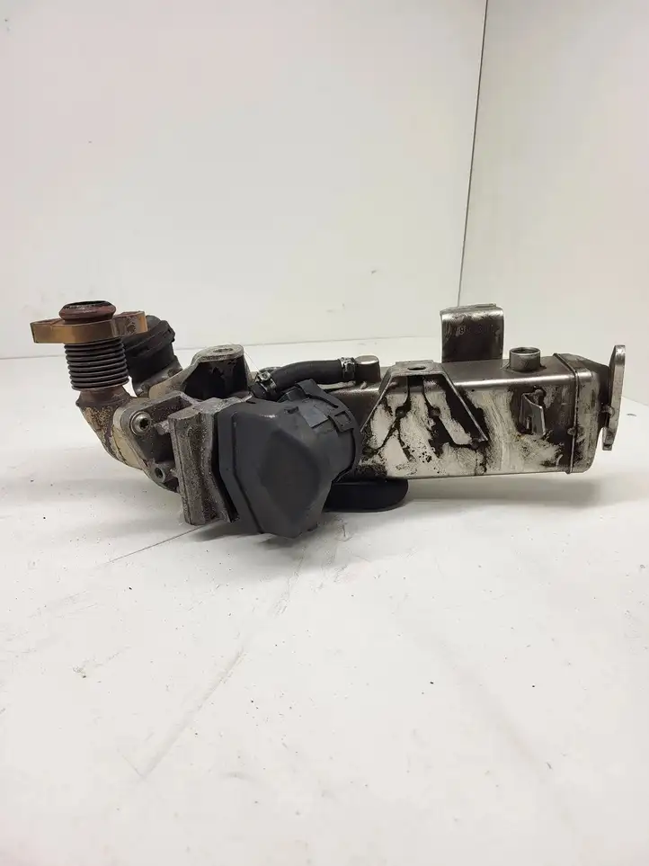 BMW 3 F30 F35 F31 (2012 - 2018) 7810751 Охладитель клапана EGR — фото 5