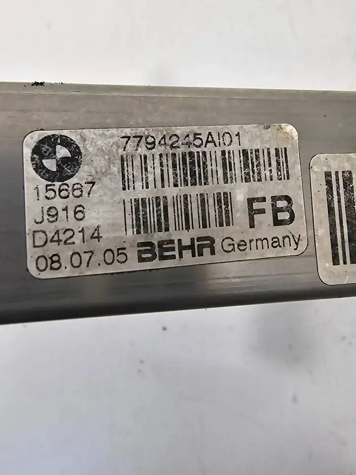 BMW 3 E90 E91 (2005 - 2012) 7794245 Охладитель клапана EGR — фото 3