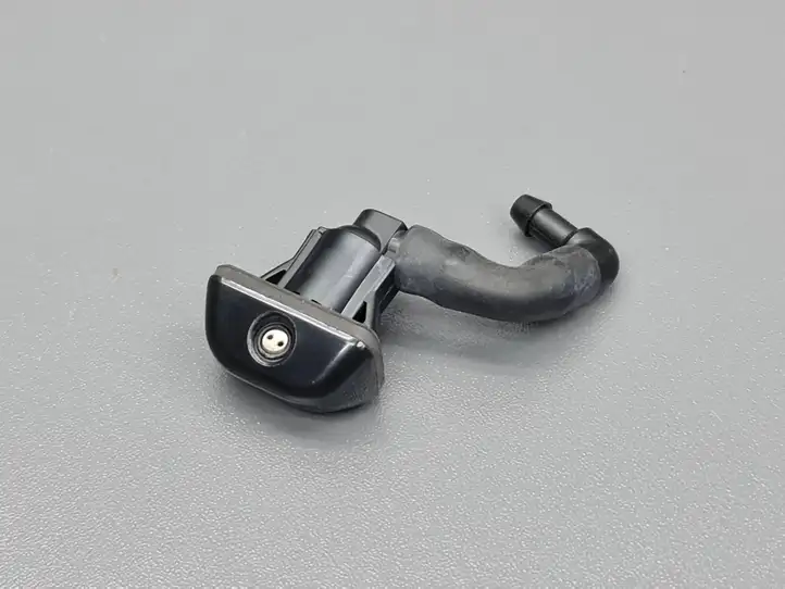 Mazda 3 (2017 - 2019) Распылитель (распылители) оконной жидкости заднего стекла — фото 1