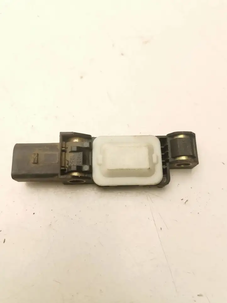 Audi A6 S6 C6 4F (2004 - 2008) 4B0959643E Датчик удара SRS — фото 2