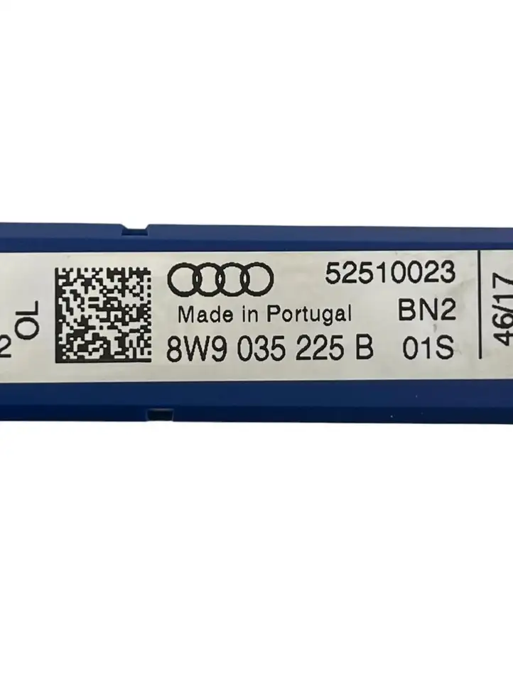 Audi A4 S4 B9 (2015 - 2019) 8W9035225B Усилитель антенны — фото 7