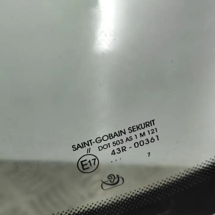 Porsche Cayenne (92A) (2011 - 2017) 95854111141 Переднее стекло — фото 6