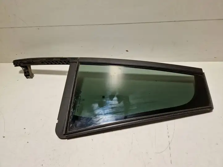 Citroen C4 Grand Picasso (2013 - 2016) 9676915680 Форточка двери — фото 2