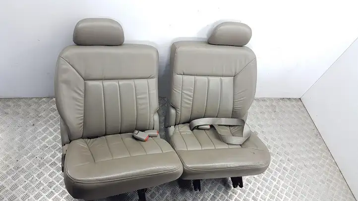 Chrysler Voyager (1996 - 2001) Комплект салона — фото 2