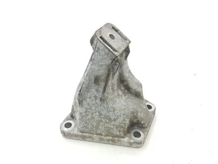 Audi A6 S6 C5 4B (1997 - 2001) 4B0199308 Кронштейн двигателя — фото 3