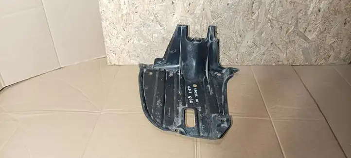 Toyota Avensis T250 (2003 - 2006) 5839805020 Защита заднего бампера — фото 1